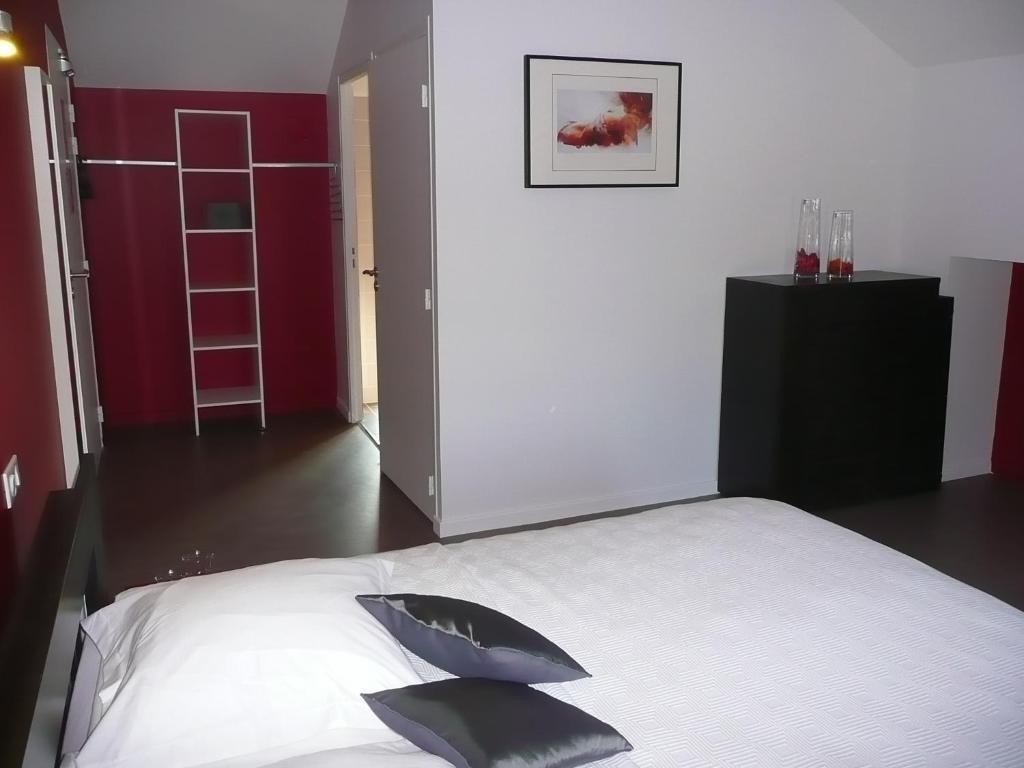 Hotel Le Saint Aubin Chevillé Quarto foto